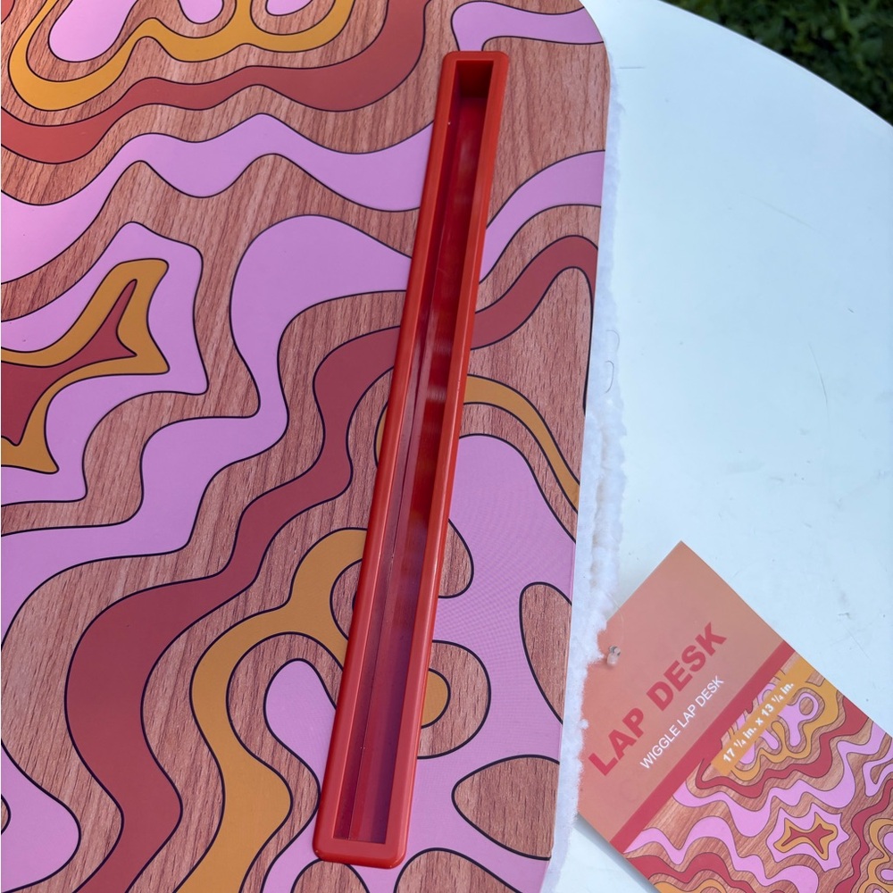 NWT Urban Outfitters Printed Lap Desk - Picture 5 of 12